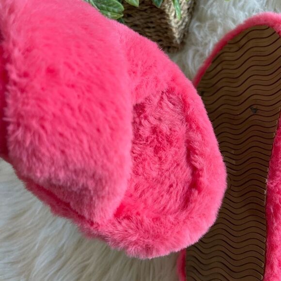 Seven7 Kiki Hot Pink Faux Fur Slide Slippers Size 7 - Picture 7 of 7